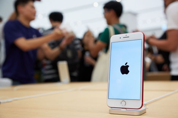 蘋果iPhone新機(jī)NAND Flash供貨缺口達(dá)3成　 東芝、SK海力士難滿足　只能看三星臉色